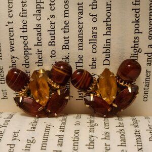 Vintage Clip On Earrings